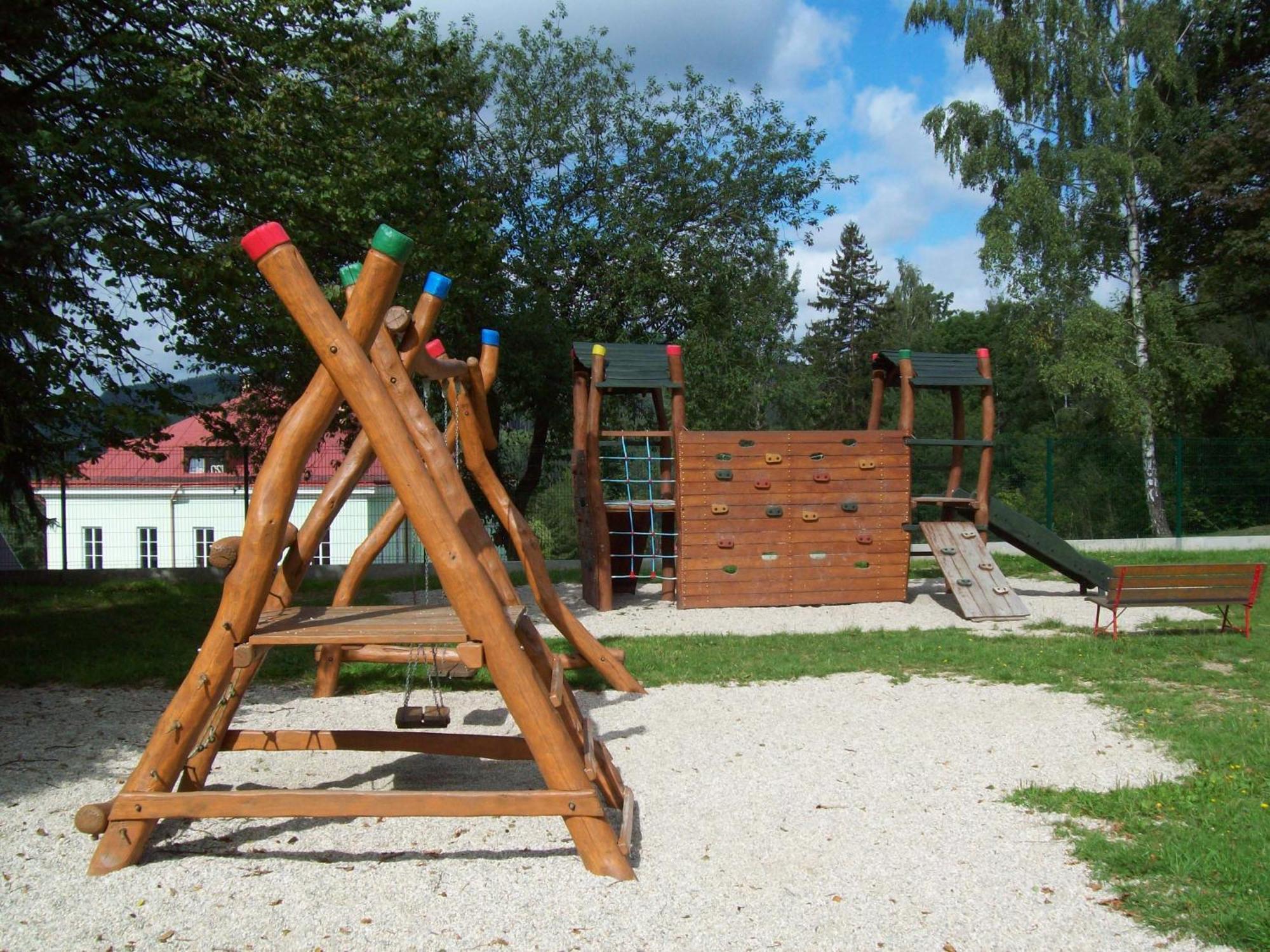 Apartmany A Chalupa Tara Albrechtice v Jizerskych horach Buitenkant foto